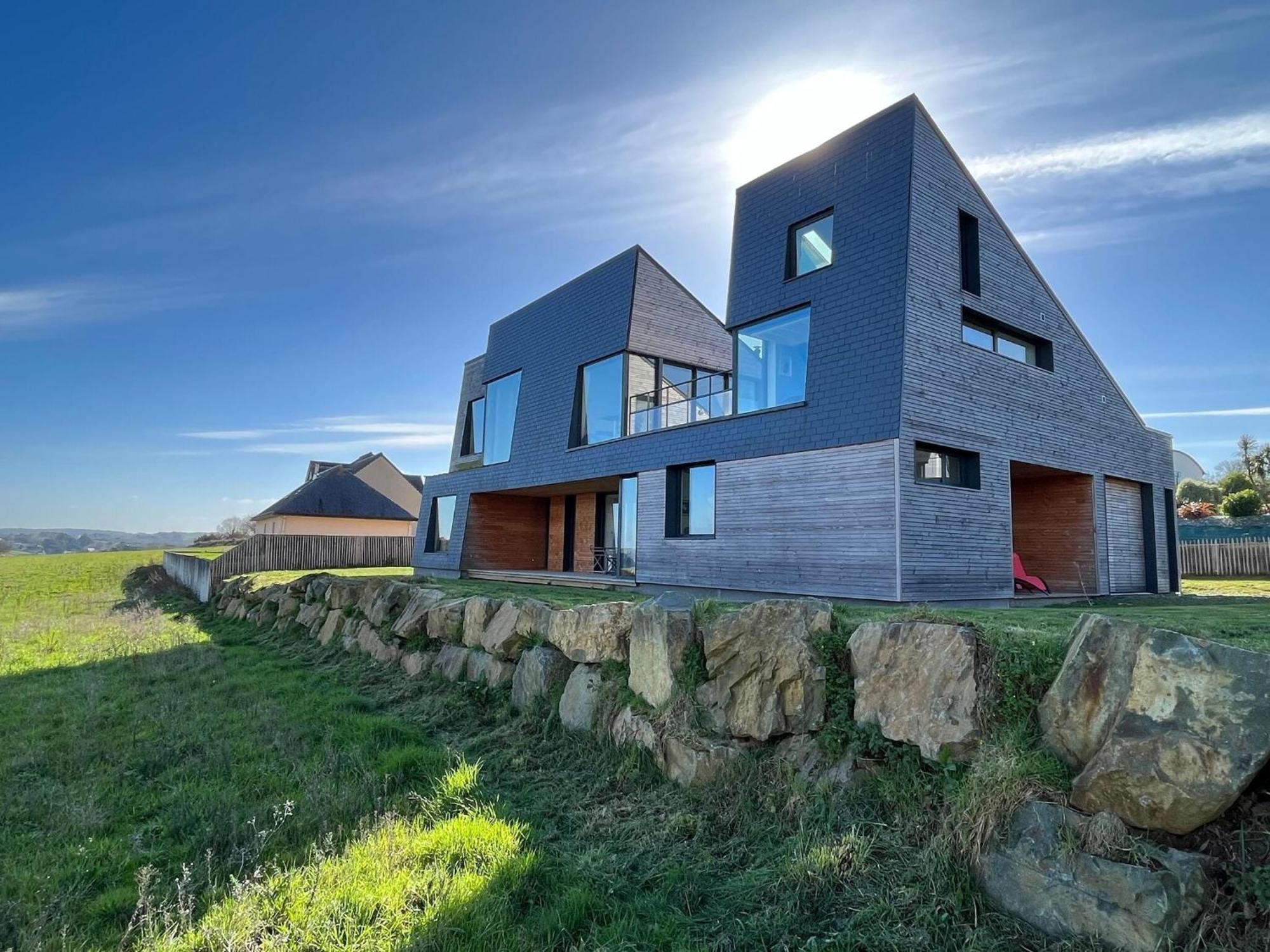 Studio With Terrace And Superb Sea View 로키레크 외부 사진